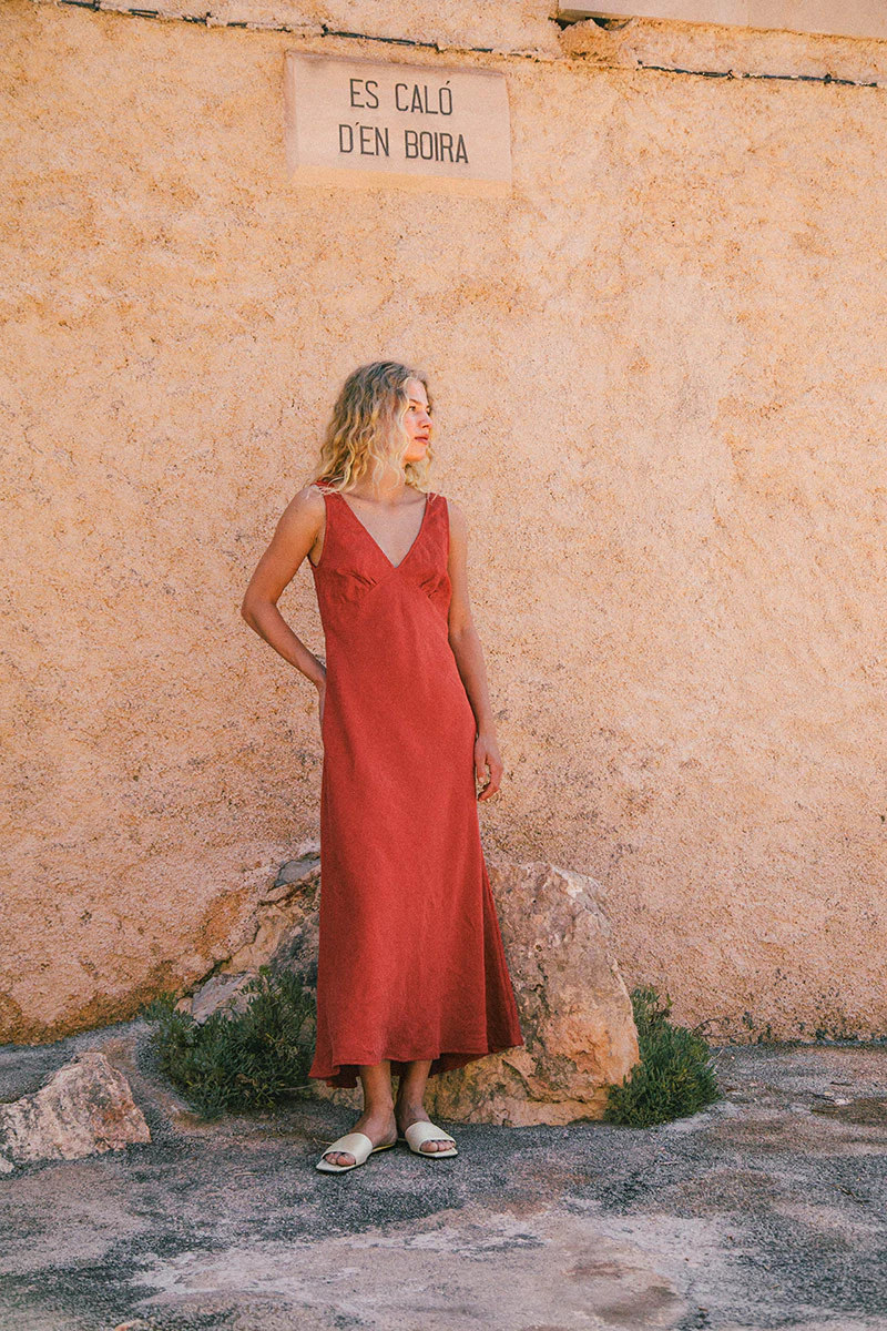 DEIA Midi Dress - red linen - Image 4